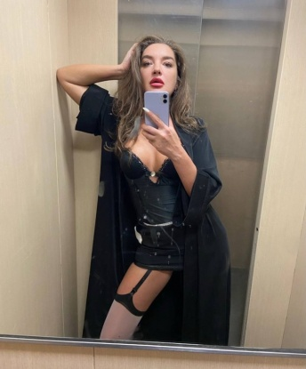 Анкета проститутки Еличка - город Хумалаг, 32 года, №2487